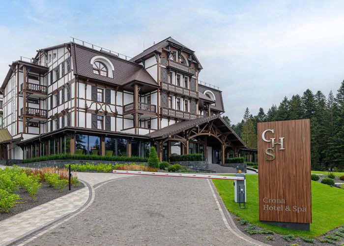 Отель Крона